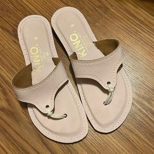 Kino sandals from Key West. Perfect condition. Size 8, both for $25